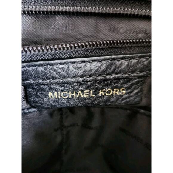 MICHAEL Kors Black Gold Raven Large Pebbled Leather Shoulder Tote Bag - Picture 6 of 9